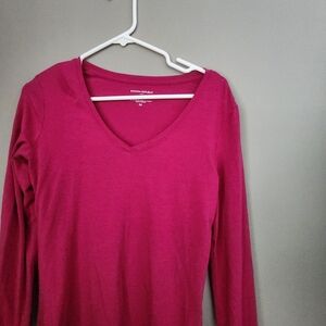 Banana Republic Magenta Long Sleeve V-Neck Top
